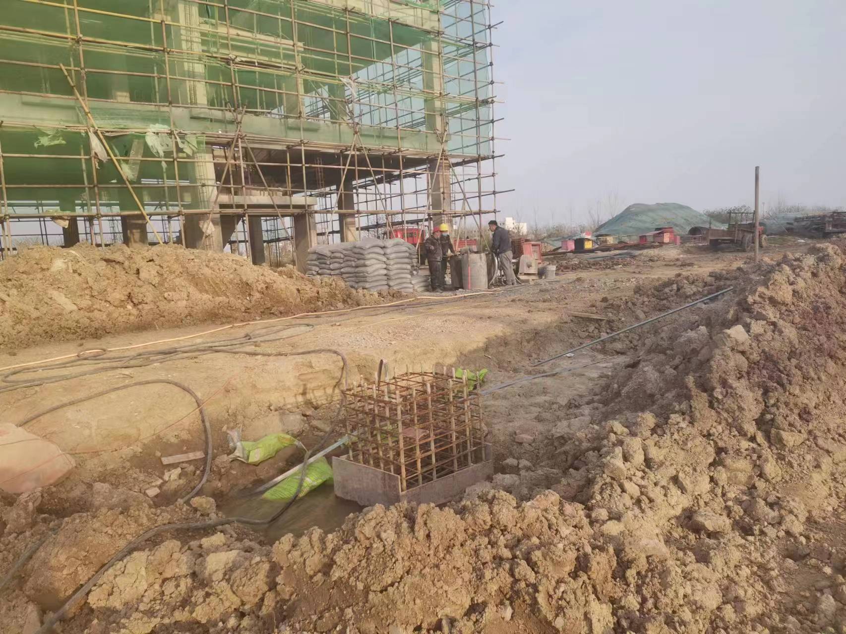 汪场镇当桥梁出现裂缝的时候应该及时加固修补